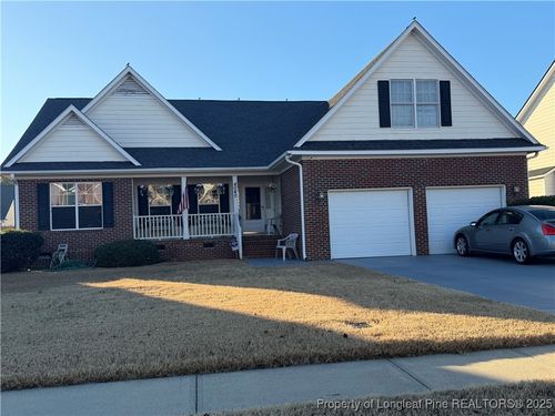 4040 William Bill Luther Dr, Hope Mills, NC, 28348-1811 | Card Image