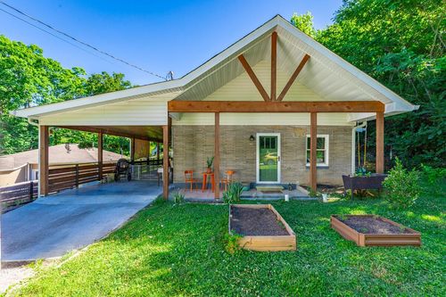 401 Bank St, Chattanooga, TN, 37415-4219 | Card Image