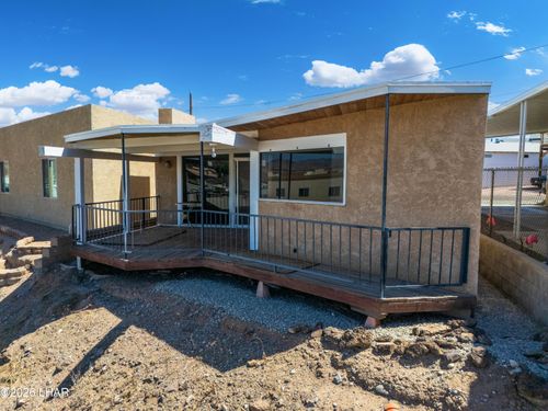 10112 Harbor View Rd W, Parker, AZ, 85344-8515 | Card Image