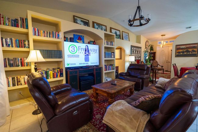 165 Cypress Trce, House other with 4 bedrooms, 3 bathrooms and null parking in Royal Palm Beach FL | Image 42