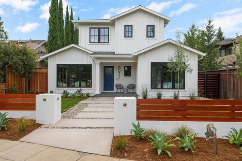 562 Palm Ave, Los Altos, CA, 94022-3530 | Card Image