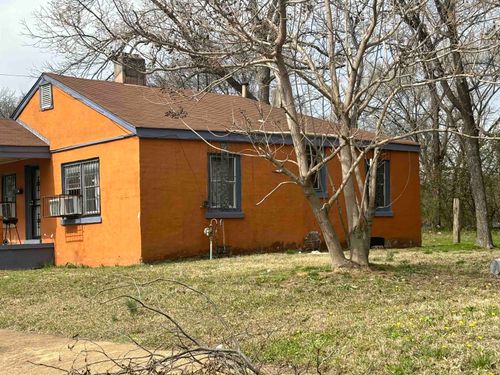 90 E Trigg Ave, Memphis, TN, 38106-2736 | Card Image