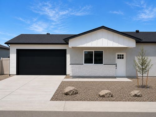 2636 B 1/2 Road, Grand Junction, CO, 81503 | Card Image