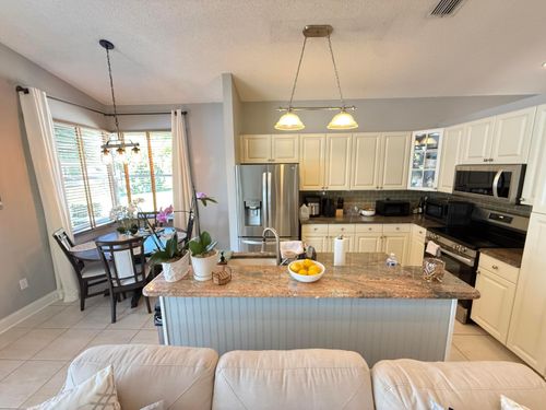 7841 Rockport Cir, Lake Worth, FL, 33467-7313 | Card Image