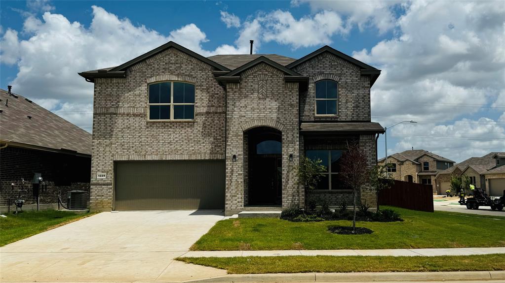 Elgar Trl, Justin, TX 76247