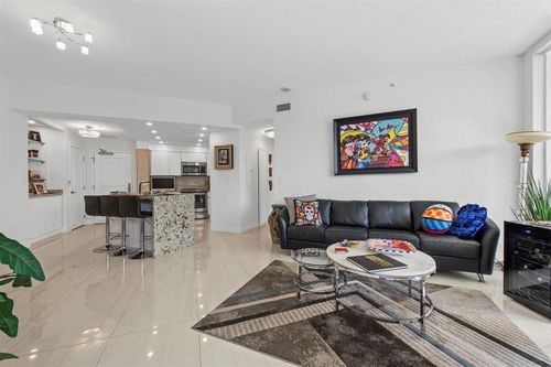 310-347 N New River Drive E, Fort Lauderdale, FL, 33301 | Card Image