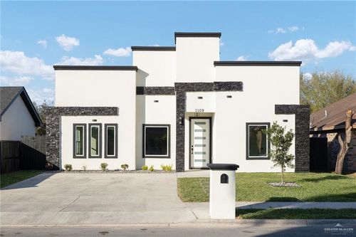 1109 E San Pedro St, Pharr, TX, 78577-8035 | Card Image