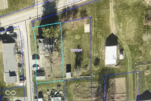401 E Pearl St, Trafalgar, IN, 46181-8718 | Card Image