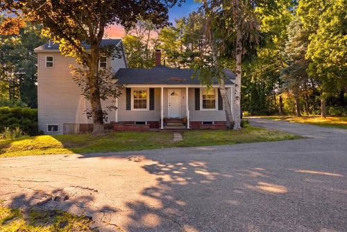 1 Dell Ct, Auburn, ME, 04210-4915 | Card Image