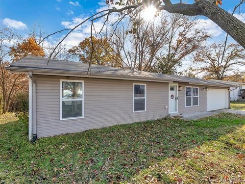 844 Sun Vly S, Arnold, MO, 63010-2932 | Card Image