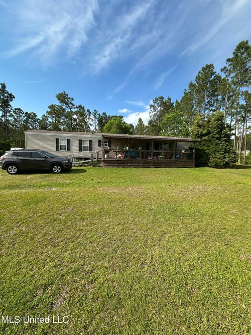 11104 Fox Ridge Dr, Vancleave, MS, 39565-7521 | Card Image