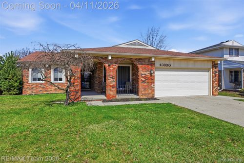 43800 Simsbury St, Canton, MI, 48187-2744 | Card Image