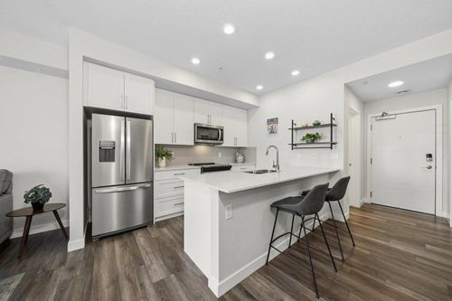 224-255 Les Jardins Pk Se, Calgary, AB, T2C5W9 | Card Image