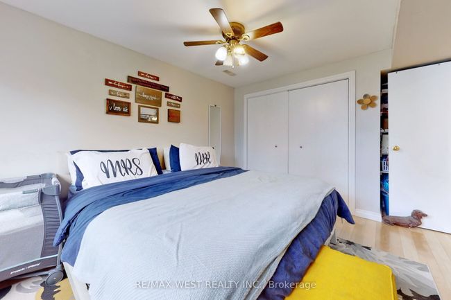 B - 39 Portland Cres, Home with 2 bedrooms, 3 bathrooms and 2 parking in Newmarket ON | Image 14