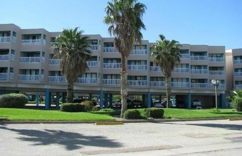 unit-1313-3938 Surfside Blvd, Corpus Christi, TX, 78402-1442 | Card Image