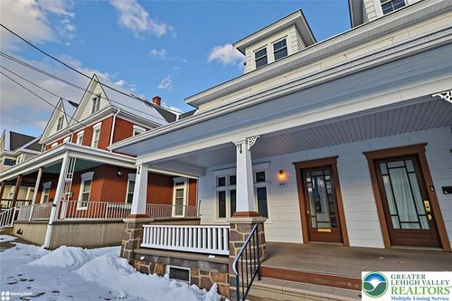 215 N 2nd St, Lehighton Borough, PA, 18235-1518 | Card Image