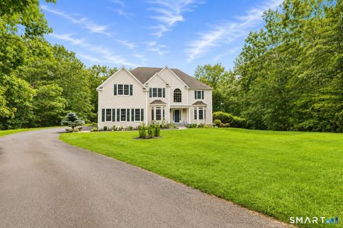 48 Winton Farm Rd, Newtown, CT, 06470-2653 | Card Image