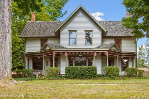 126 W Hanover St, Marshall, MI, 49068-1822 | Card Image