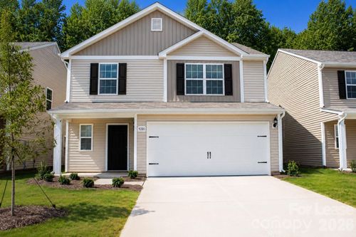 9201 Creedmore Hills Dr, Charlotte, NC, 28201 | Card Image