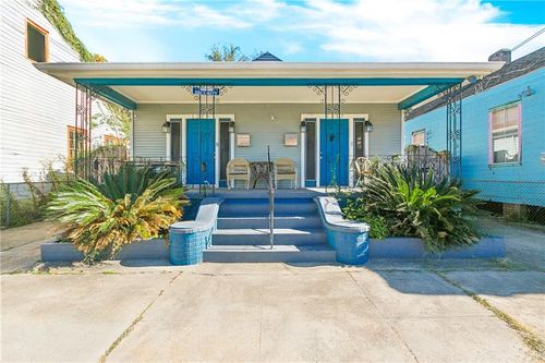 1217 Clouet St, New Orleans, LA, 70117-6614 | Card Image