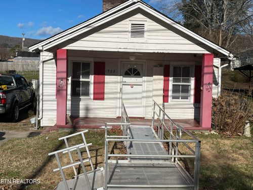 723 N Kingston Ave, Rockwood, TN, 37854-2830 | Card Image