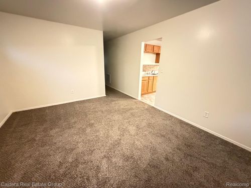 15354 Lahser Rd, Detroit, MI, 48223-1527 | Card Image