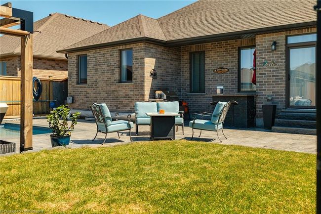 86 Forbes Cres, House other with 5 bedrooms, 3 bathrooms and 6 parking in Listowel ON | Image 37