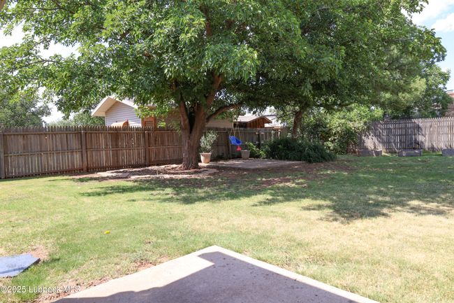 2512 Holliday St, House other with 3 bedrooms, 2 bathrooms and null parking in Plainview TX | Image 37