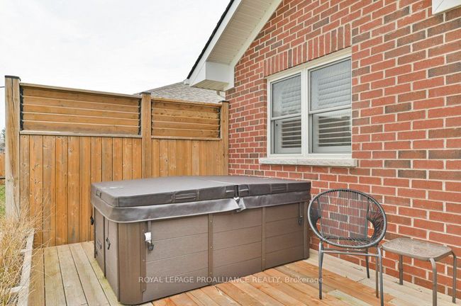 32 Aberdeen St, House other with 4 bedrooms, 3 bathrooms and 2 parking in Stirling ON | Image 46