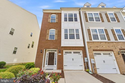 4815 Forest Pines Dr, UPPER MARLBORO, MD, 20772-2684 | Card Image