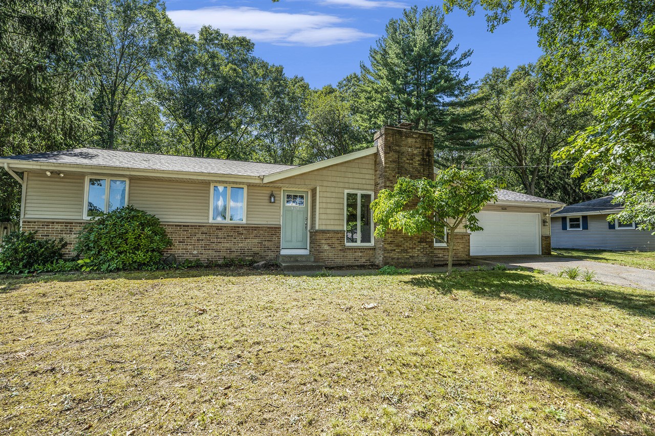 Chapel St, Portage, MI 49024