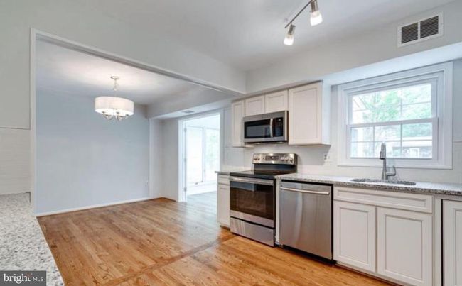15812 Lazy Day Ln, House other with 4 bedrooms, 3 bathrooms and null parking in DUMFRIES VA | Image 11