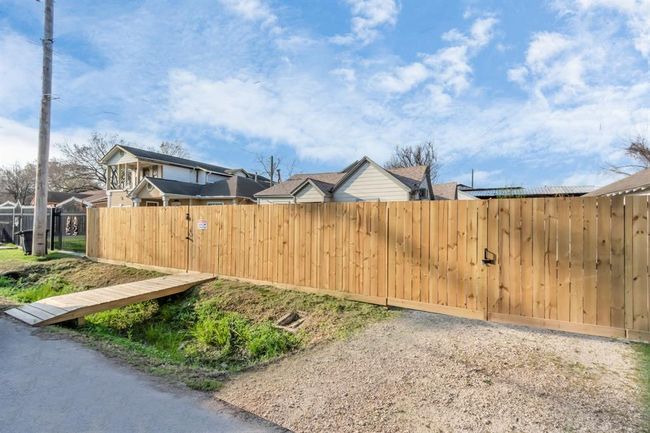 7019 Bonham St, Home with 1 bedrooms, 1 bathrooms and null parking in Houston TX | Image 41