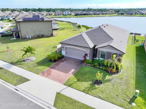 830 Remington Green Dr Se, Palm Bay, FL, 32909-6907 | Card Image