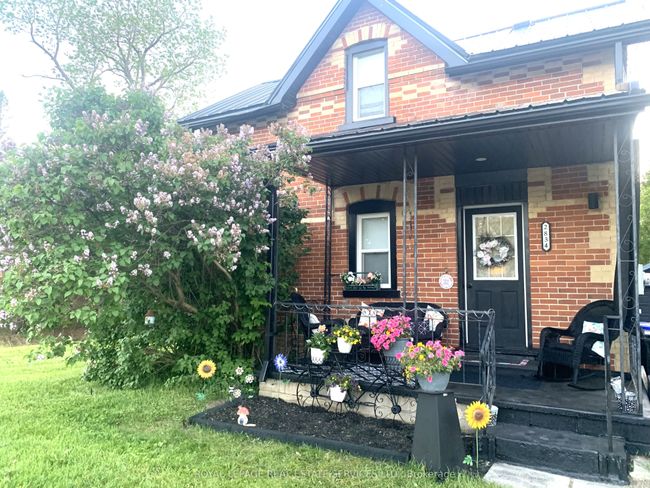 2834 County Rd 124, House other with 3 bedrooms, 2 bathrooms and 5 parking in Duntroon ON | Image 4