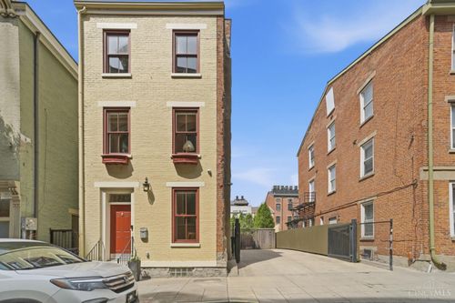 426 E 12th St, Cincinnati, OH, 45202 | Card Image