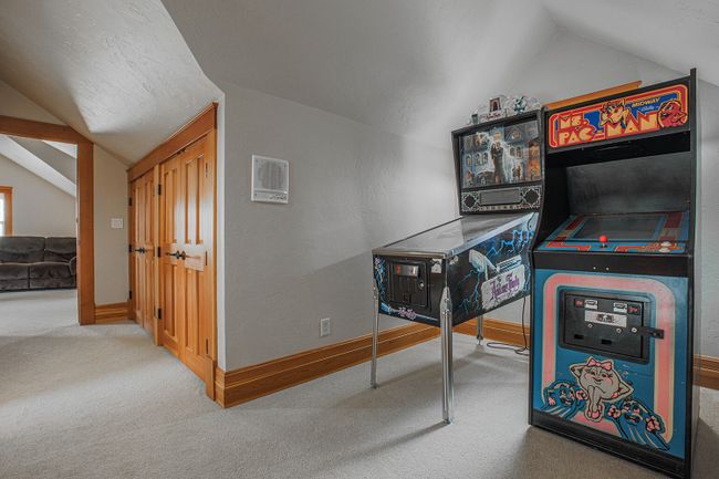 220 Shady Ln, House other with 4 bedrooms, 5 bathrooms and null parking in Clancy MT | Image 52