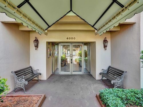 25-4000 N Hills Dr, Hollywood, FL, 33021-2462 | Card Image