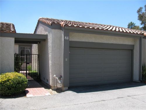 84-11431 Tampa Ave, Porter Ranch, CA, 91326-1773 | Card Image