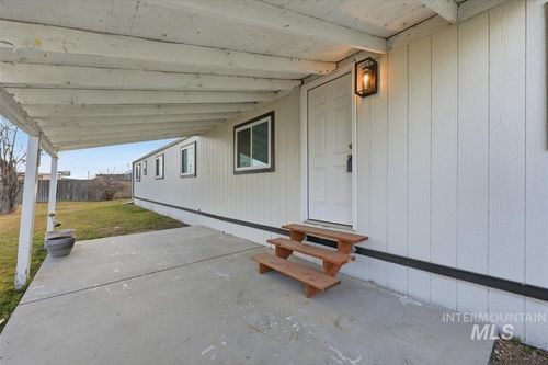 81-5015 E Ustick Rd, Caldwell, ID, 83605-6807 | Card Image