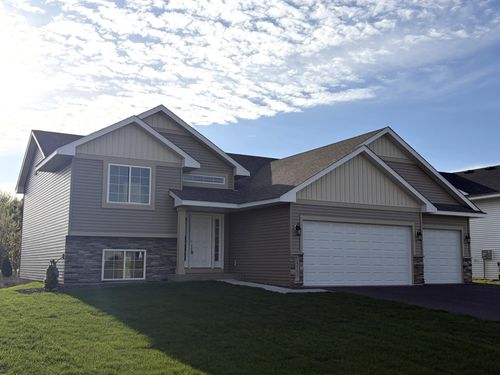 17703 Empire Trl, Lakeville, MN, 55044-5174 | Card Image