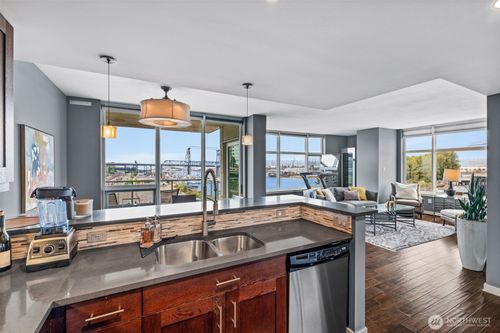 unit-613-1515 Dock St, Tacoma, WA, 98402-3258 | Card Image