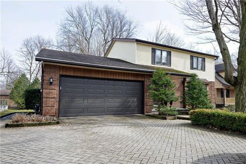 31 Pintail Drive, Elmira, ON, N3B3G8 | Card Image