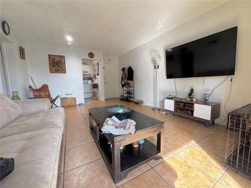 206-5100 W Flagler St, Miami, FL, 33134 | Card Image