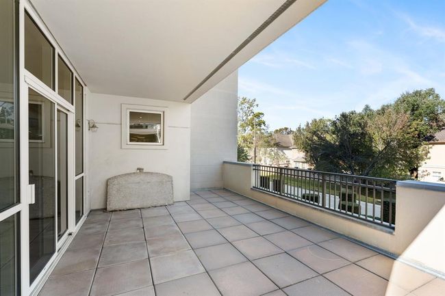Terrace area overlooking the front of the building. | Image 32