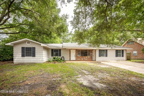 4014 Sherwood St, Pascagoula, MS, 39581-4648 | Card Image