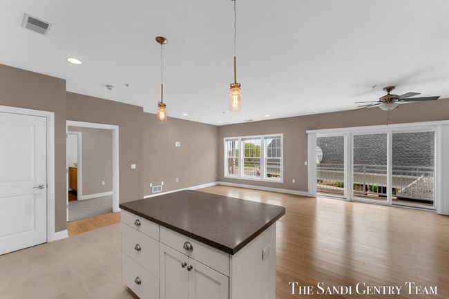 15 - 917 W Savidge St, Condo with 2 bedrooms, 2 bathrooms and null parking in Spring Lake MI | Image 20