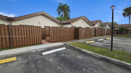 81-1760 Nw 72nd Ave, Plantation, FL, 33313-4431 | Card Image