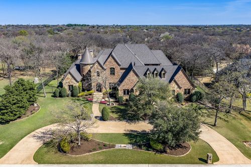 9 Victory Ln, Double Oak, TX, 75077-8208 | Card Image