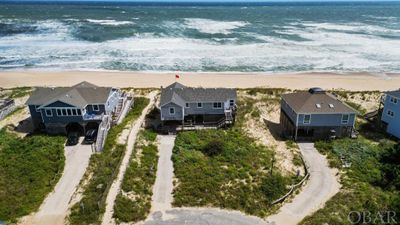 8633 E Tide Drive, House other with 3 bedrooms, 2 bathrooms and null parking in Nags Head NC | Image 2